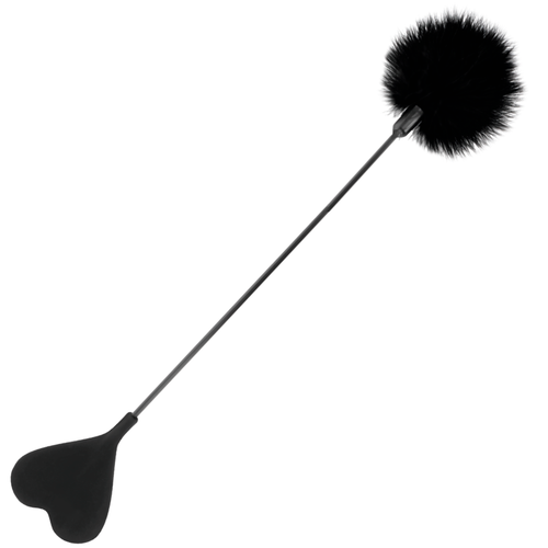 Pluma Chibata Darkness Coração Pompom